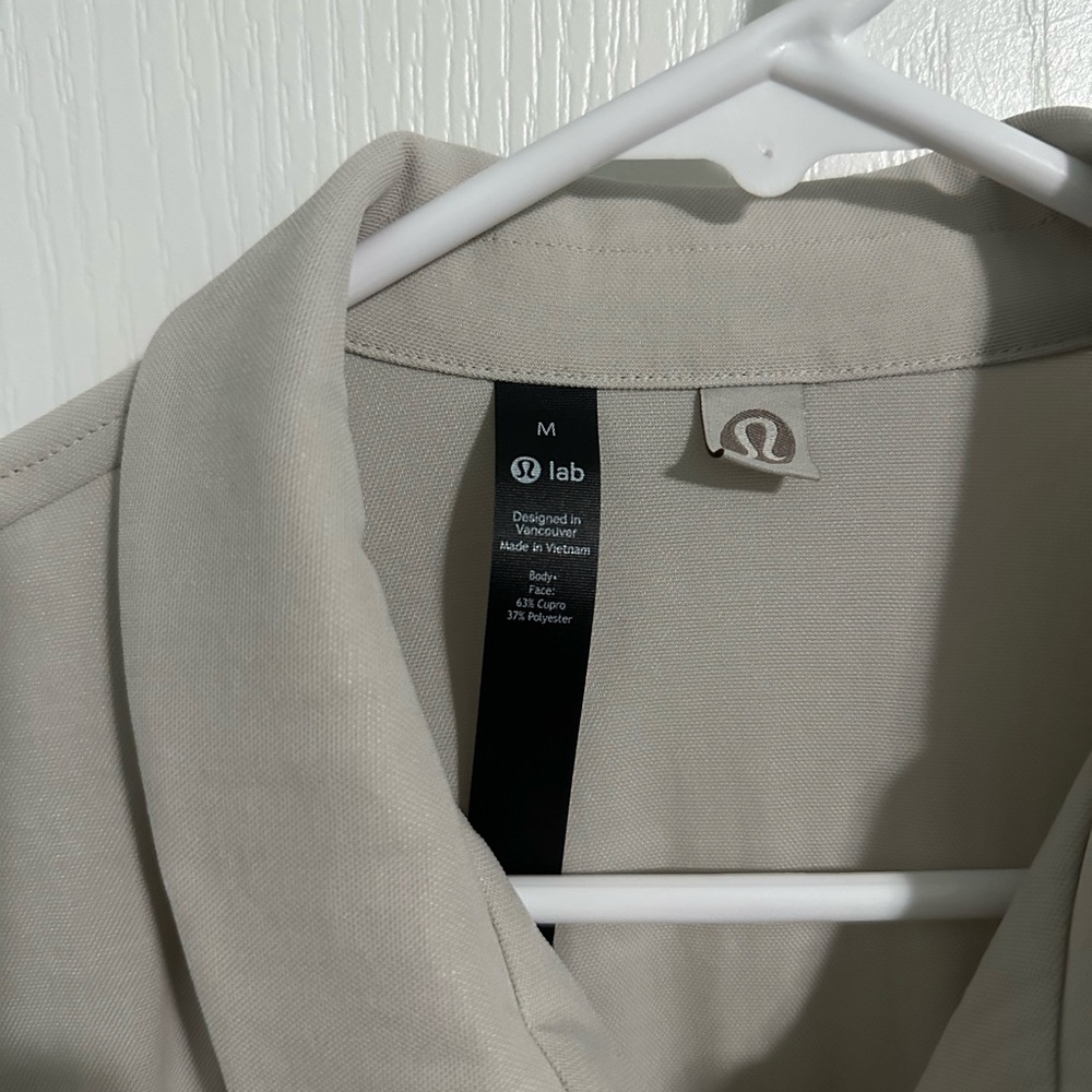 Lululemon Lab Button Up - Picture 3 of 4